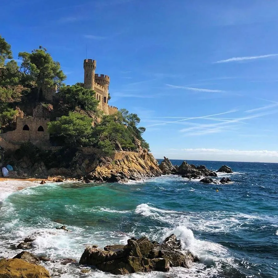 Apartment Equipped With Sea Views Lloret de Mar